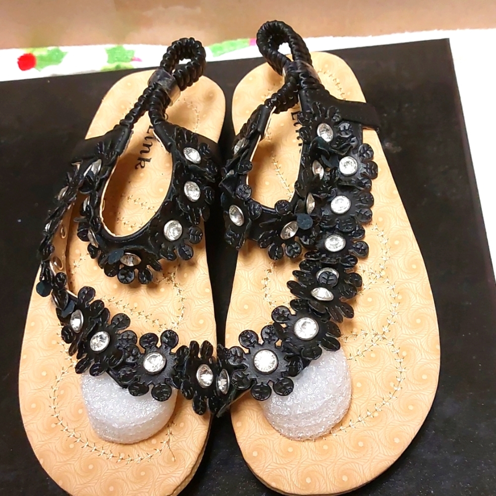 Link black sandals (size‎ 1)